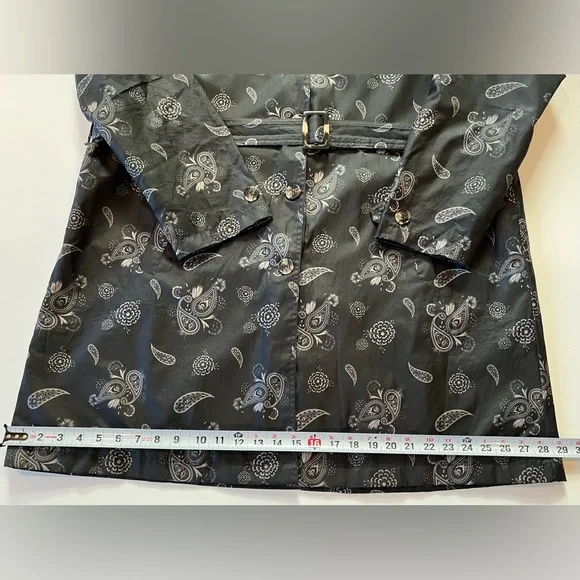 Capelli of New York Black Paisley Rain Coat Belt Hood Large - Picture 7 of 12